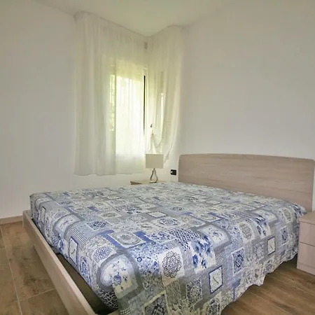 Ba - Lucy - Single - *