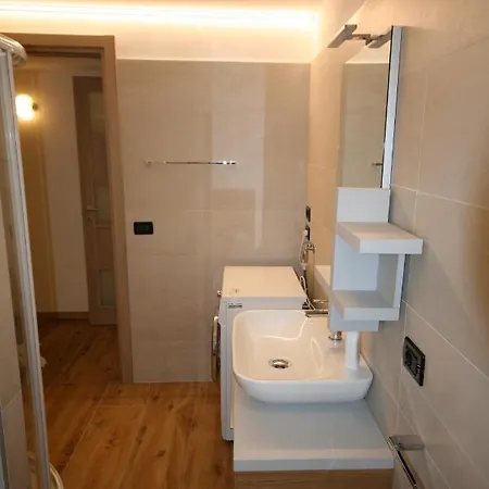 Ba - Lucy - Single - Villa *