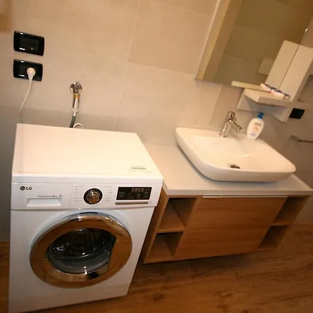 Ba - Lucy - Single - Villa *