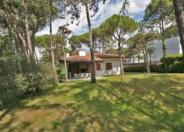 Villa Ba - Lucy - Single - *