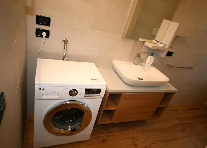 Ba - Lucy - Single - Villa *